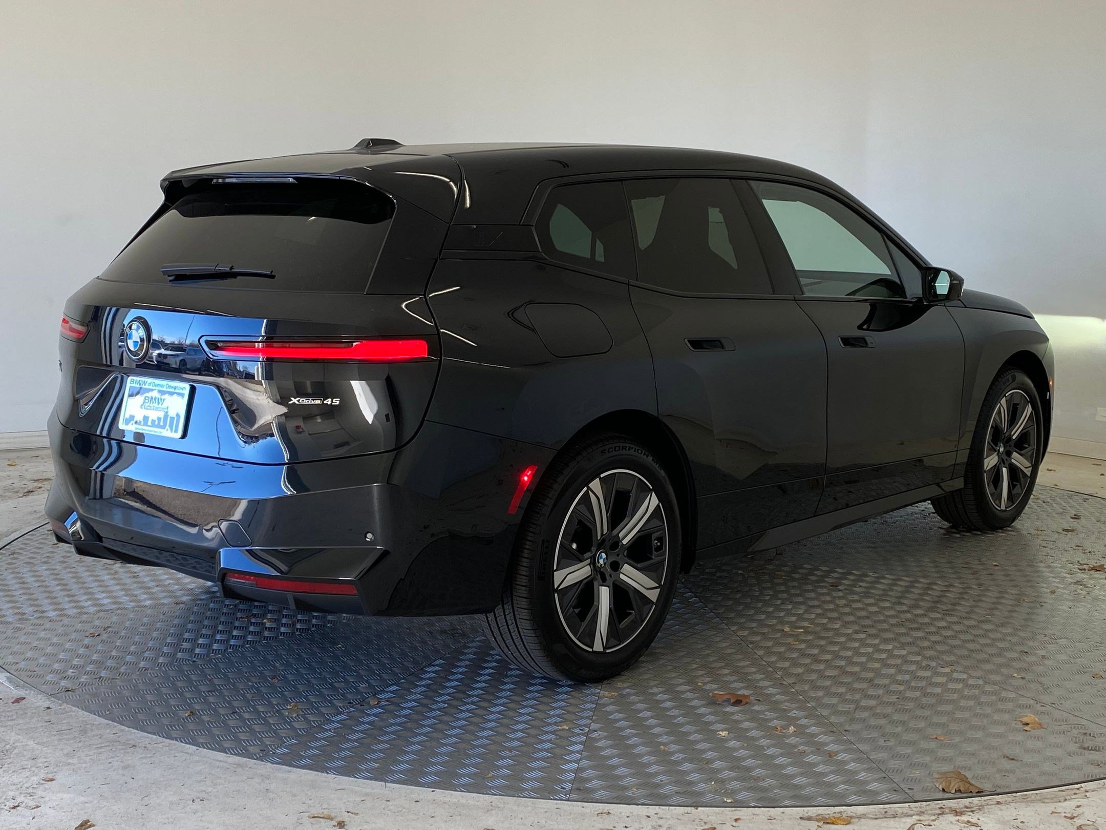 New 2026 BMW iX xDrive45 image 8