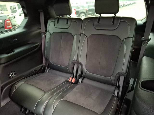 Used 2023 Jeep Grand Cherokee L Laredo AWD/4WD image 12