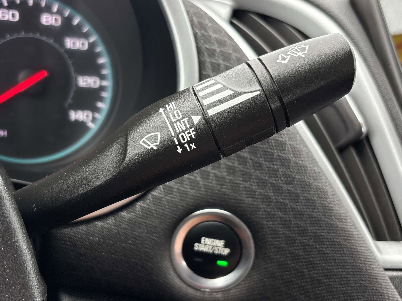 Used 2024 Chevrolet Malibu LT image 25