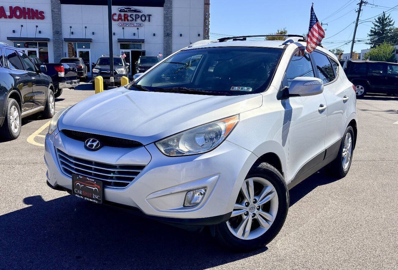 Used 2013 Hyundai Tucson GLS FWD image 1