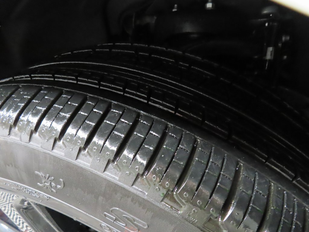 Used 2024 Lincoln Navigator L Reserve w/ Equipment Group 201A image 7