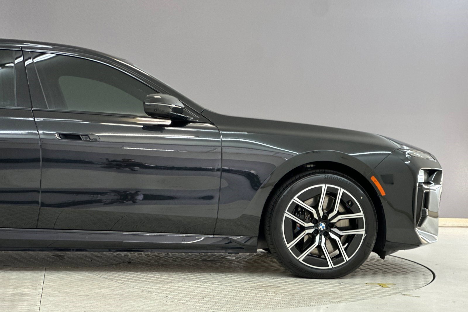 Certified 2024 BMW i7 xDrive60 AWD/4WD image 34