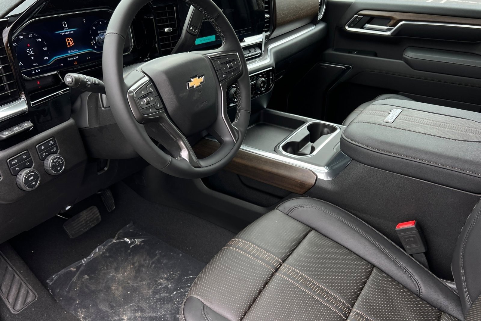New 2025 Chevrolet Silverado 3500 High Country w/ Technology Package image 10
