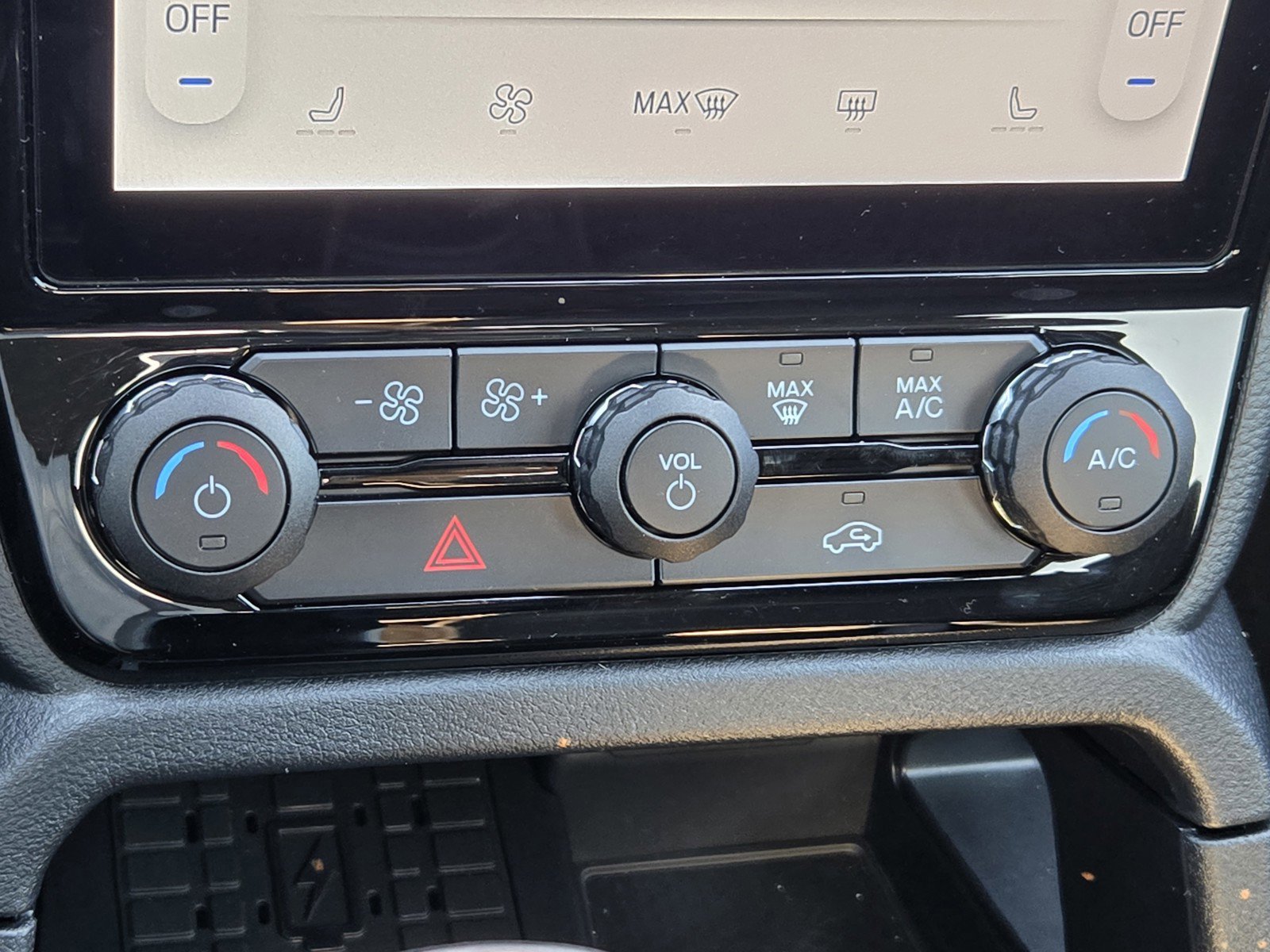 Used 2024 Ford Ranger XLT w/ Equipment Group 301A High image 16