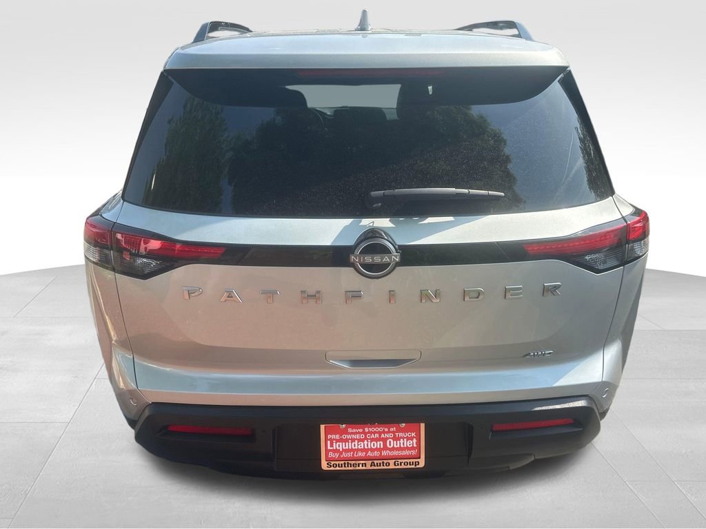 Used 2025 Nissan Pathfinder SV AWD/4WD image 43