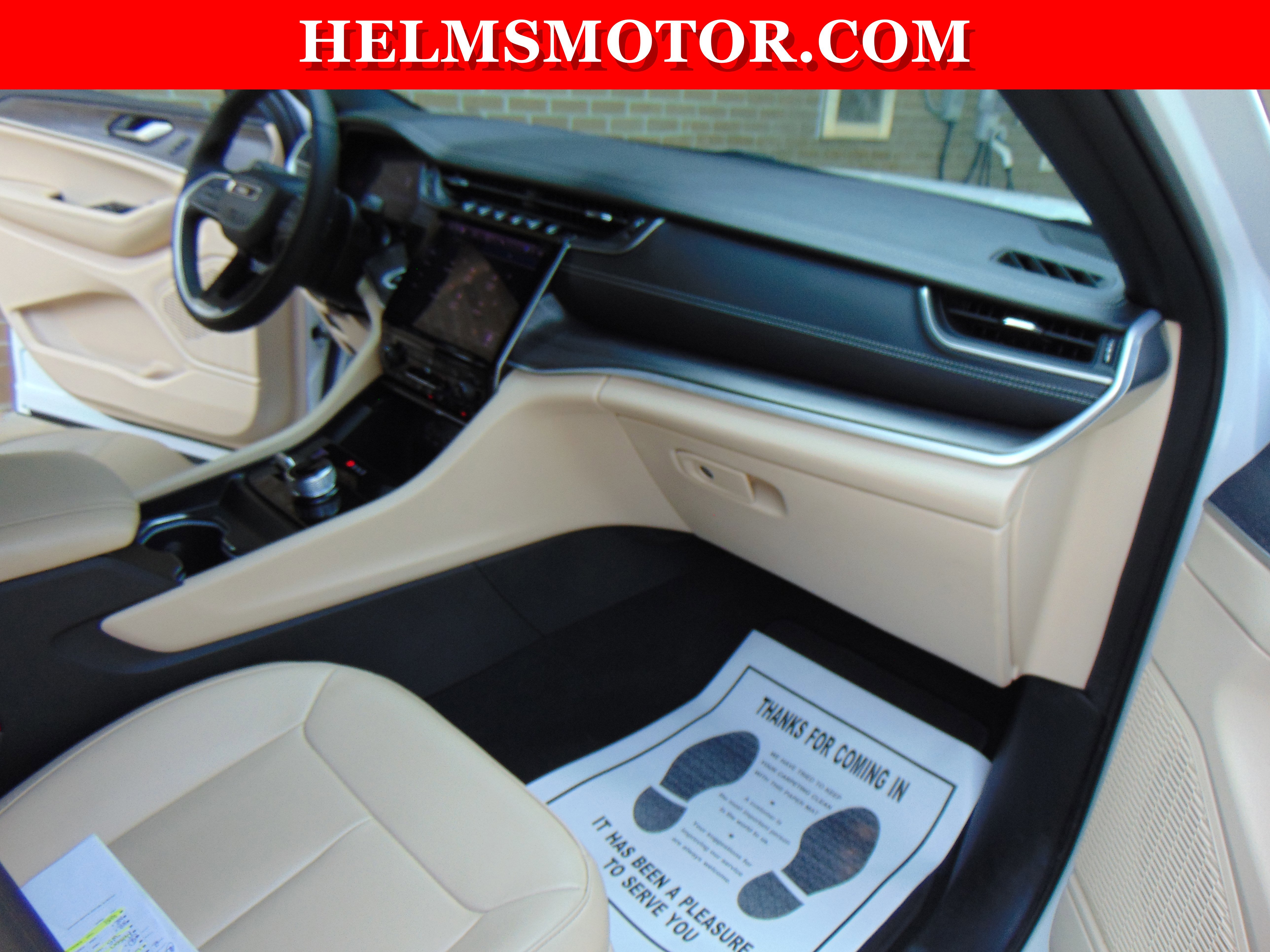 Certified 2024 Jeep Grand Cherokee Limited image 33