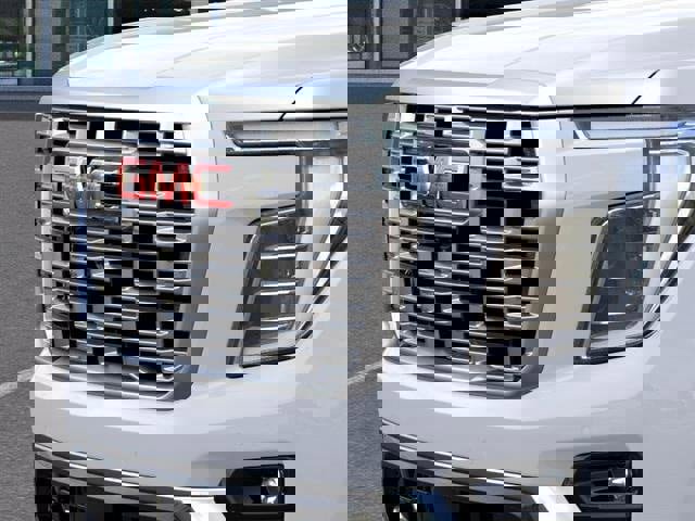 New 2026 GMC Yukon Denali w/ Denali Reserve Package image 13