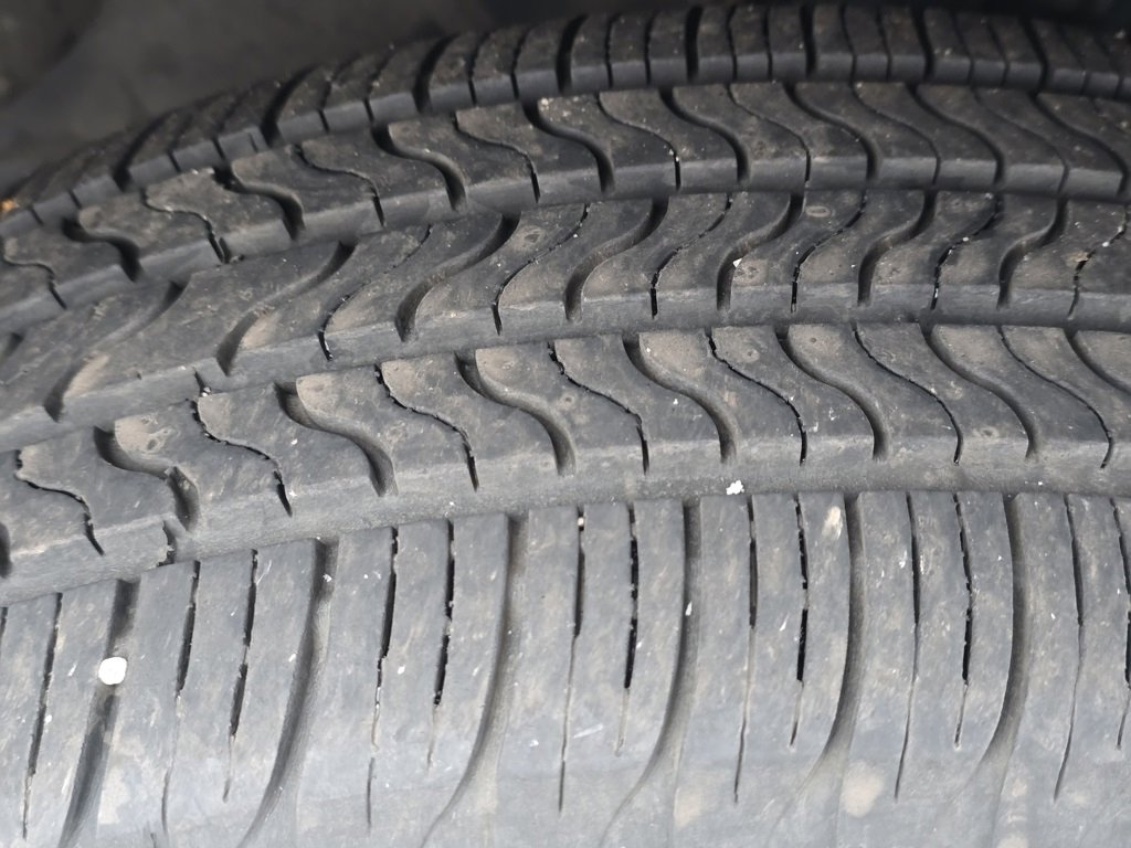 Used 2021 Toyota RAV4 LE image 24