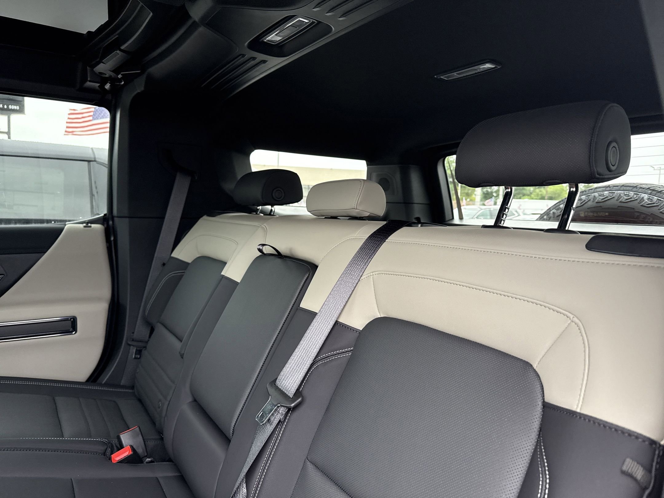 New 2026 GMC Hummer EV SUV image 22