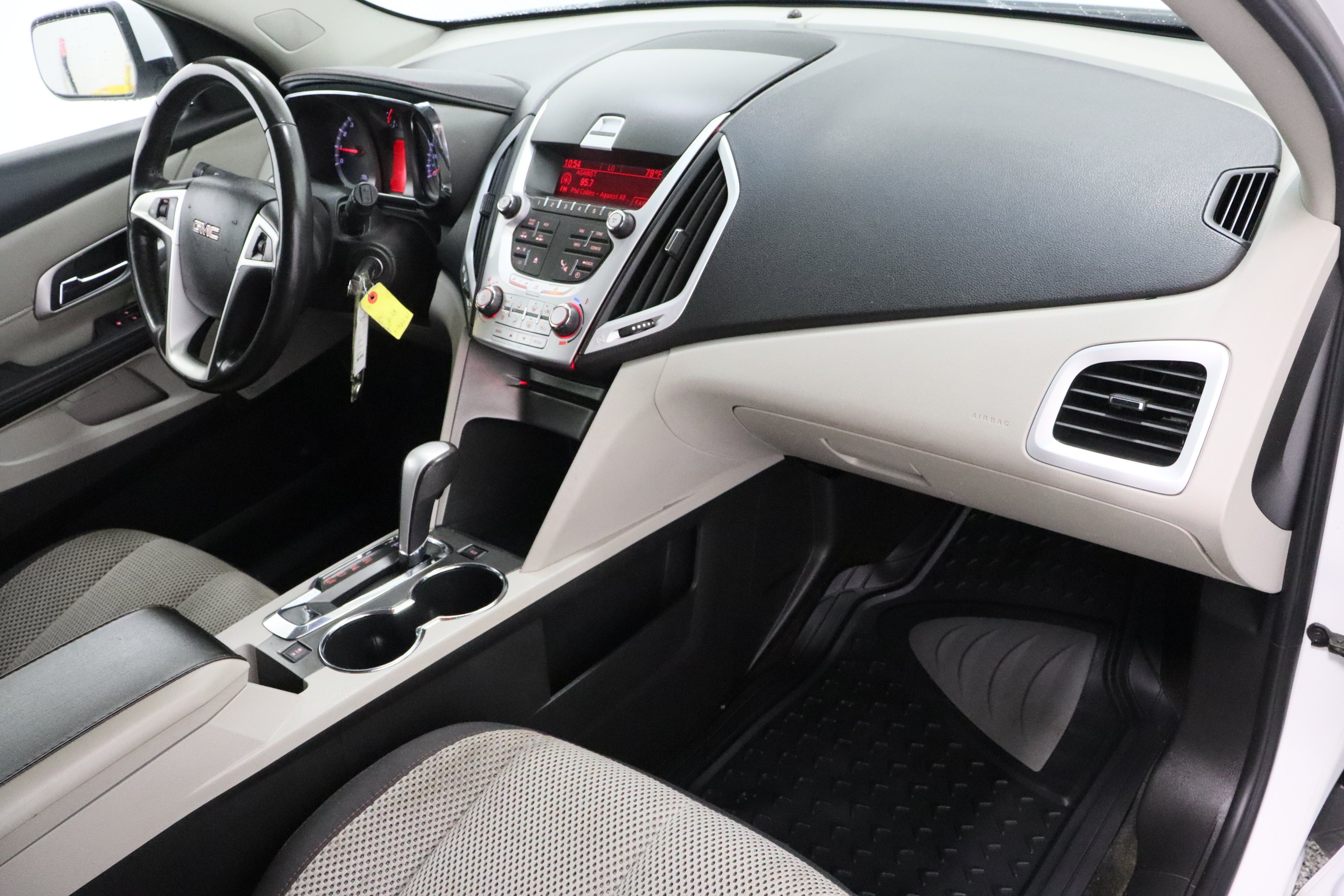 Used 2011 GMC Terrain SLE AWD/4WD image 34