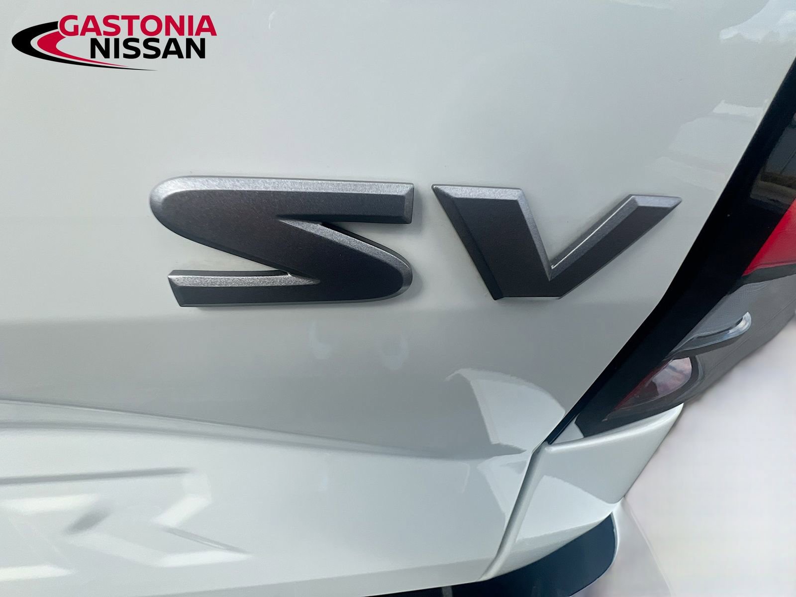 Used 2024 Nissan Frontier SV w/ Technology Package image 41