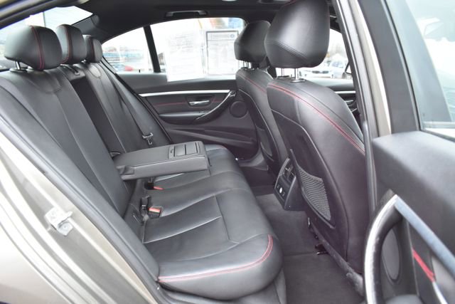 Used 2016 BMW 328i xDrive Sedan w/ Technology Package image 45