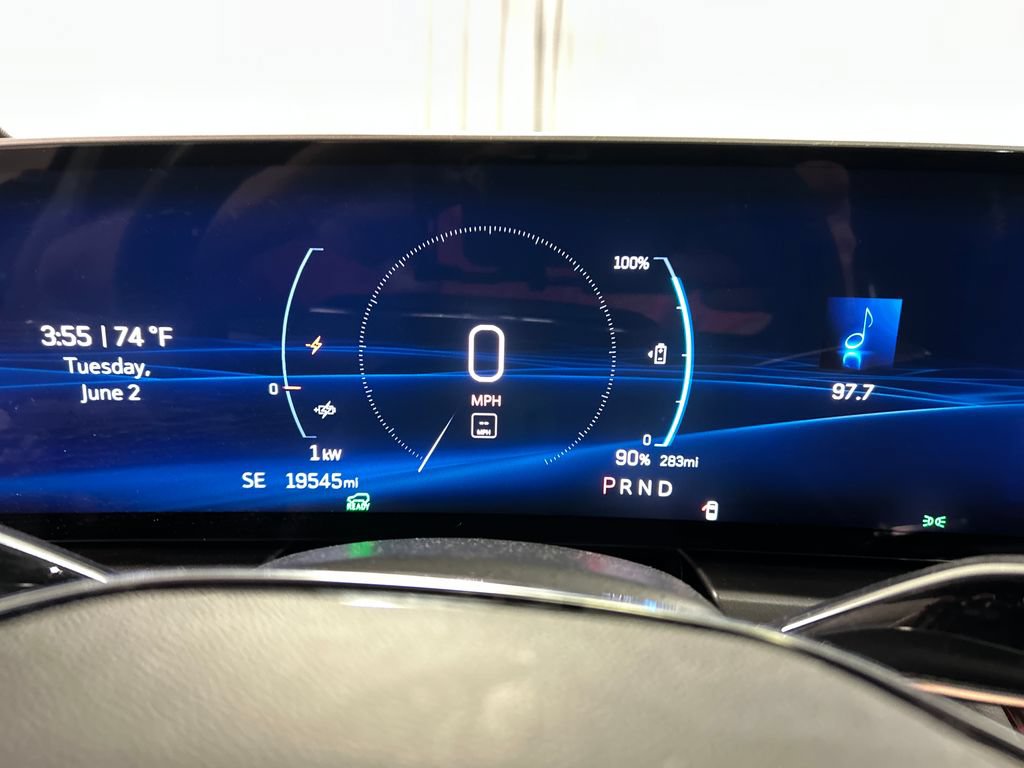 Used 2024 Cadillac Lyriq Tech AWD/4WD image 16