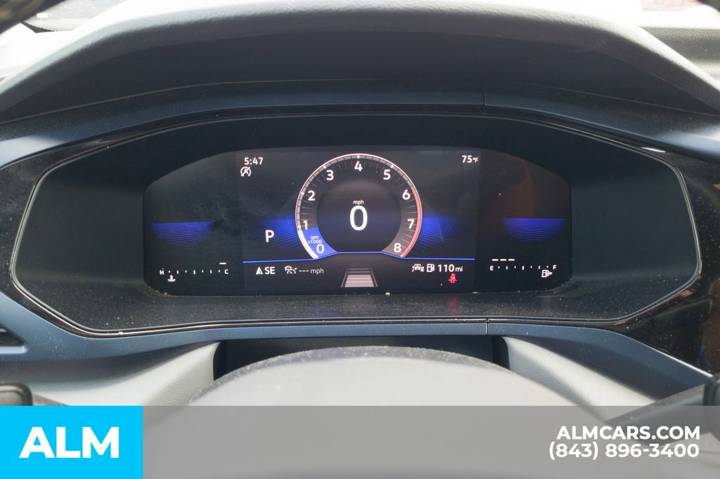 Used 2024 Volkswagen Taos SE FWD image 12