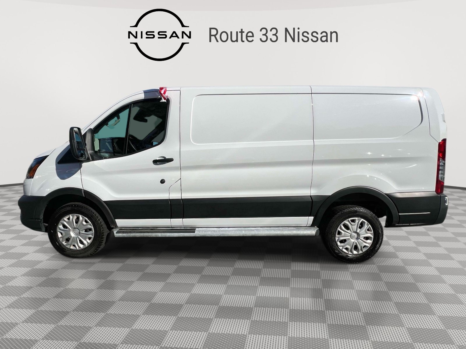 Used 2025 Ford Transit 250 Low Roof w/ Exterior Upgrade Package RWD image 5