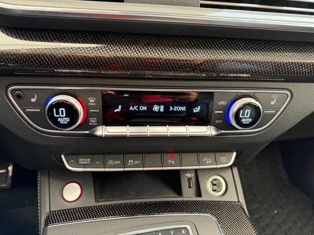 Used 2019 Audi SQ5 Premium Plus AWD/4WD image 23