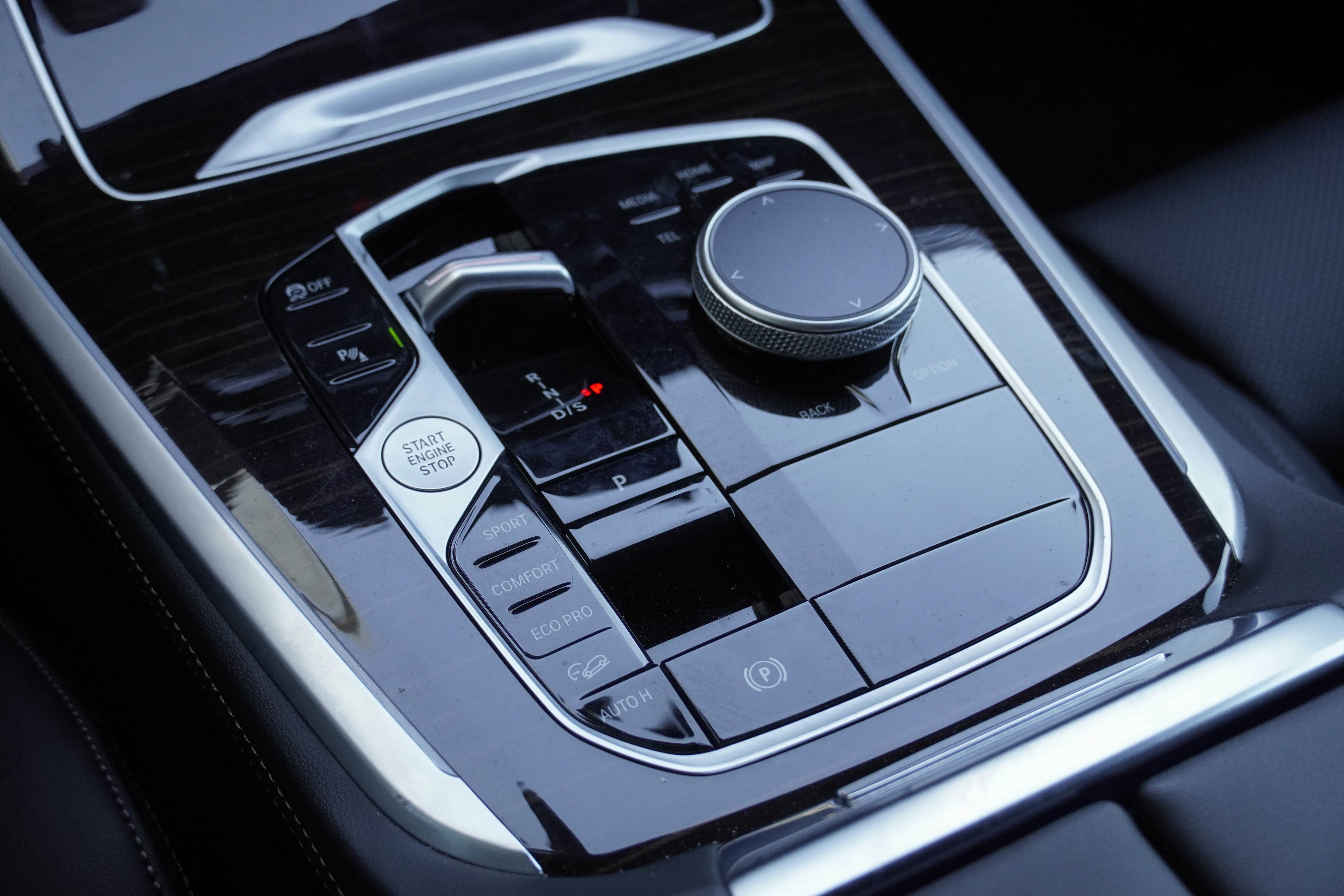 Certified 2025 BMW X5 xDrive40i w/ Premium Package AWD/4WD image 29