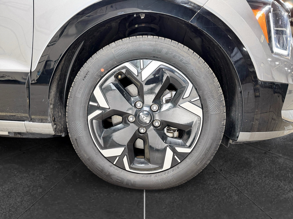 Used 2023 Kia Niro Wave w/ Wave Preserve Package FWD image 37