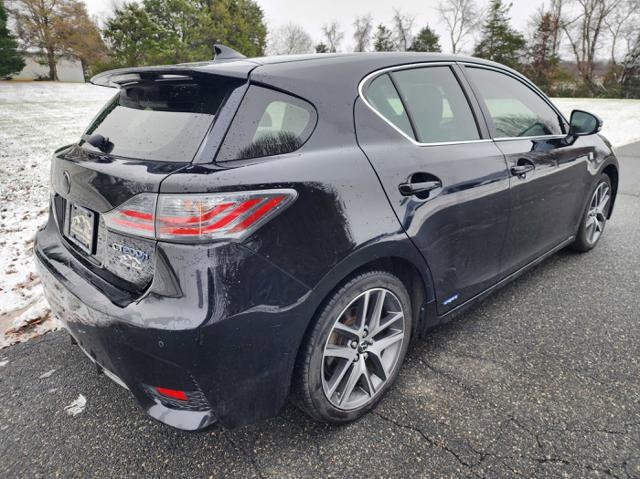 Used 2017 Lexus CT 200h image 6