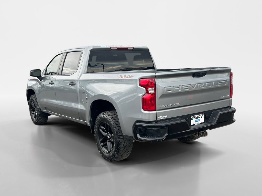 Used 2023 Chevrolet Silverado 1500 Custom Trail Boss AWD/4WD image 3