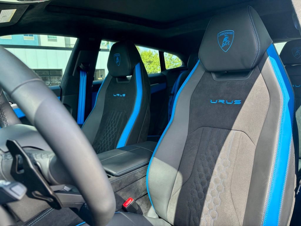 Used 2024 Lamborghini Urus S AWD/4WD image 19