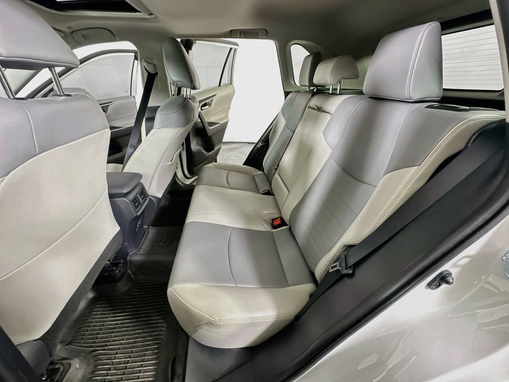 Used 2025 Toyota RAV4 XLE Premium FWD image 14