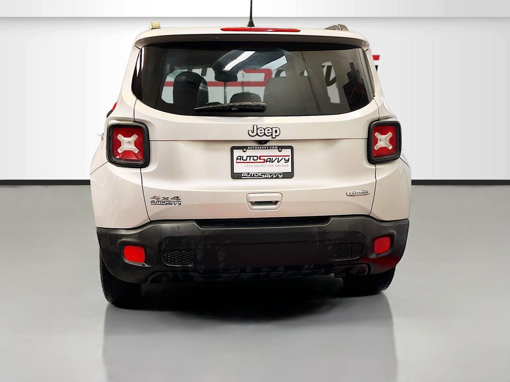 Used 2018 Jeep Renegade Latitude w/ Cold Weather Group image 6