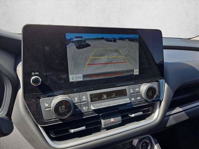 Used 2025 Toyota Grand Highlander AWD image 13