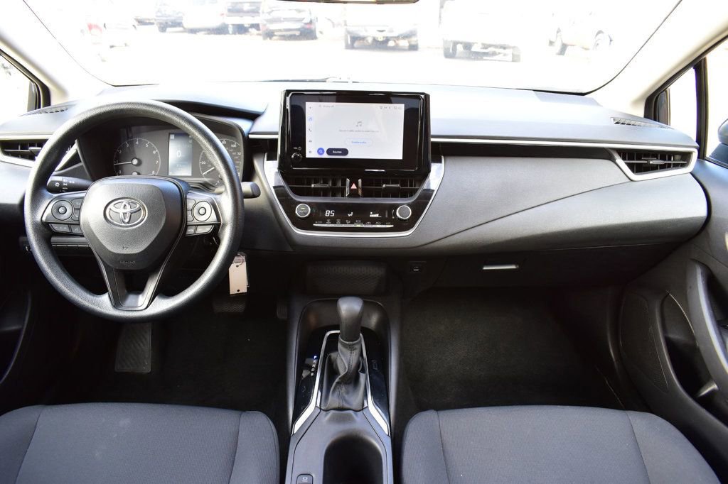 Used 2024 Toyota Corolla LE image 27