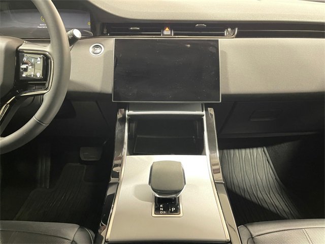 Used 2024 Land Rover Range Rover Evoque S image 11
