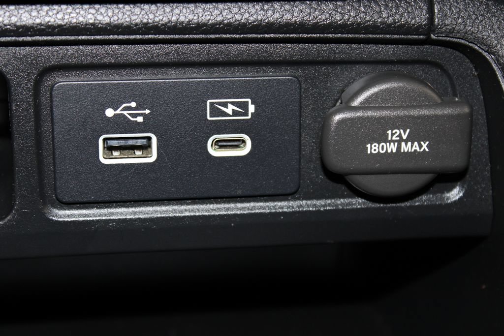 Used 2023 Honda Pilot Touring image 49