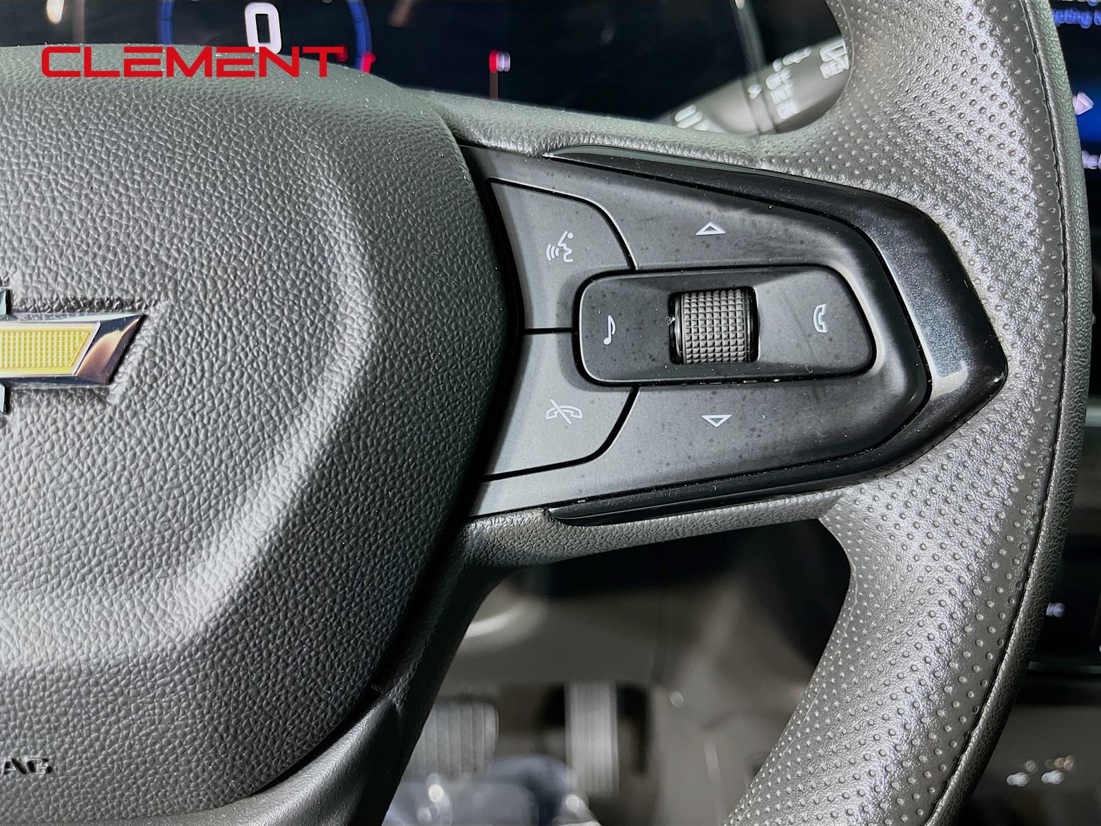 Used 2025 Chevrolet TrailBlazer LS FWD image 17