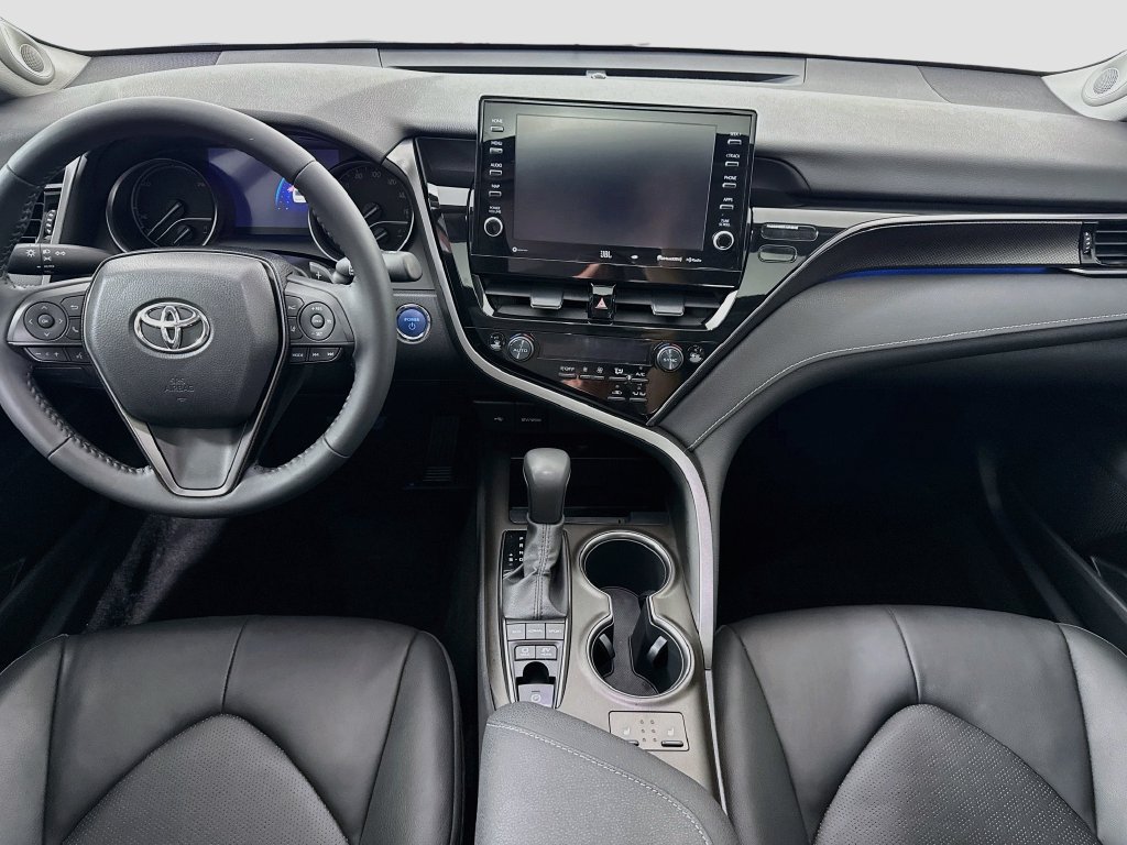 Used 2022 Toyota Camry XSE w/ Navigation Upgrade Package FWD image 14