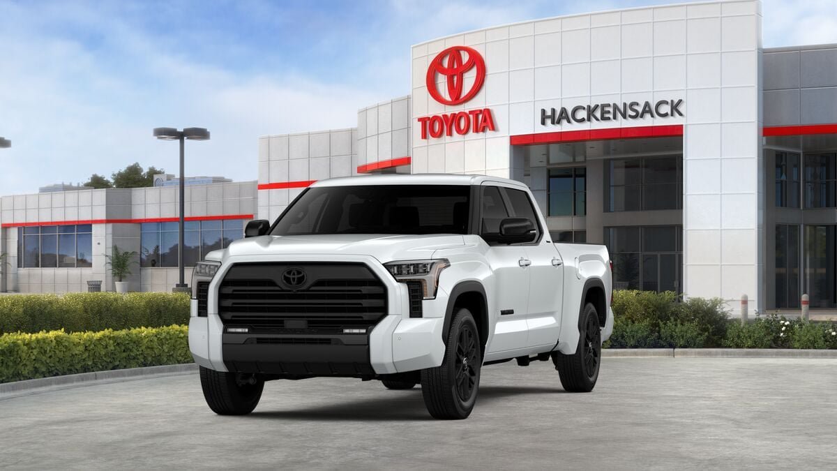 New 2026 Toyota Tundra Limited AWD/4WD image 18