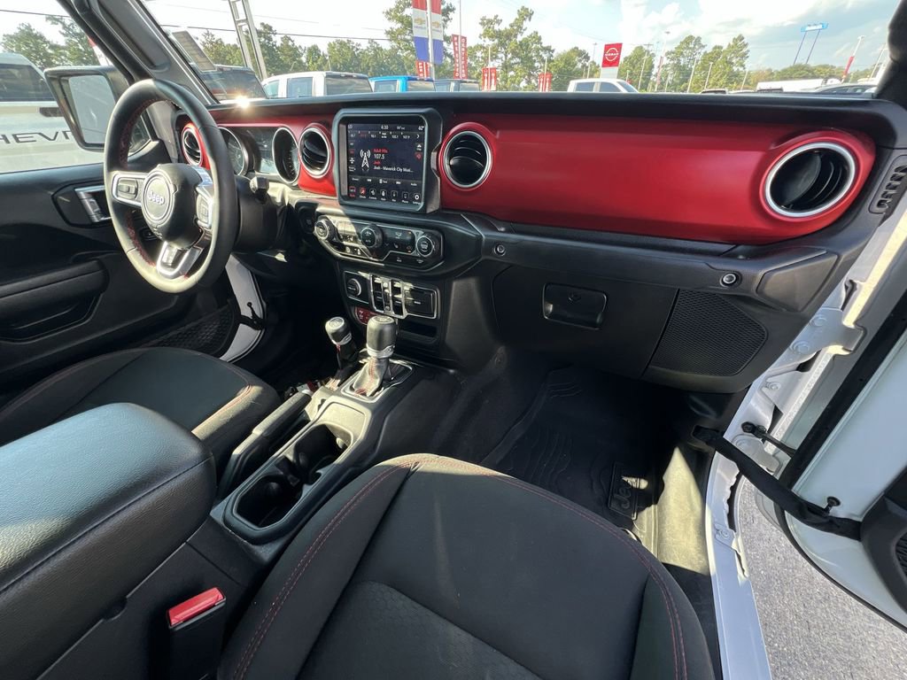 Used 2023 Jeep Gladiator Rubicon w/ Cold Weather Group image 39