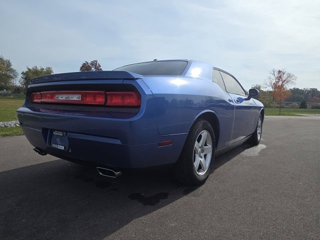 Used 2010 Dodge Challenger SE RWD image 7