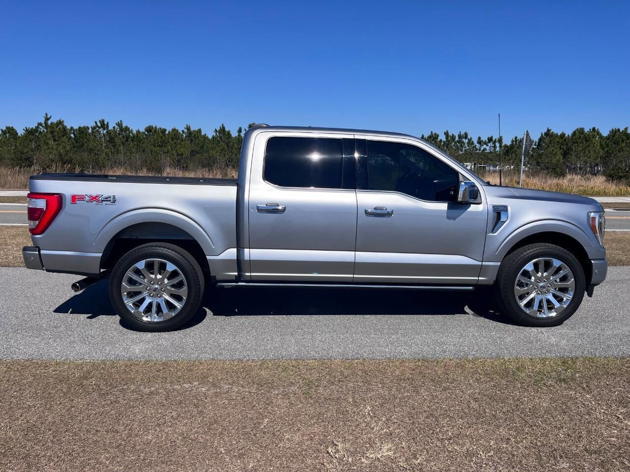 Used 2022 Ford F150 Platinum w/ Equipment Group 701A High image 15