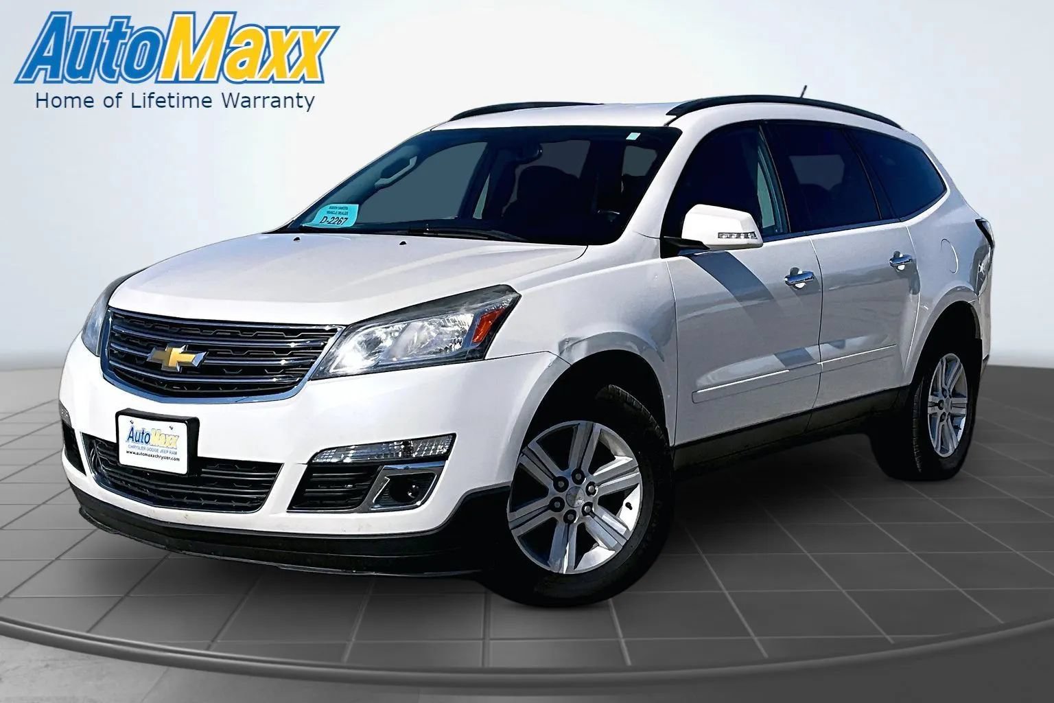 Used 2013 Chevrolet Traverse LT AWD/4WD image 1