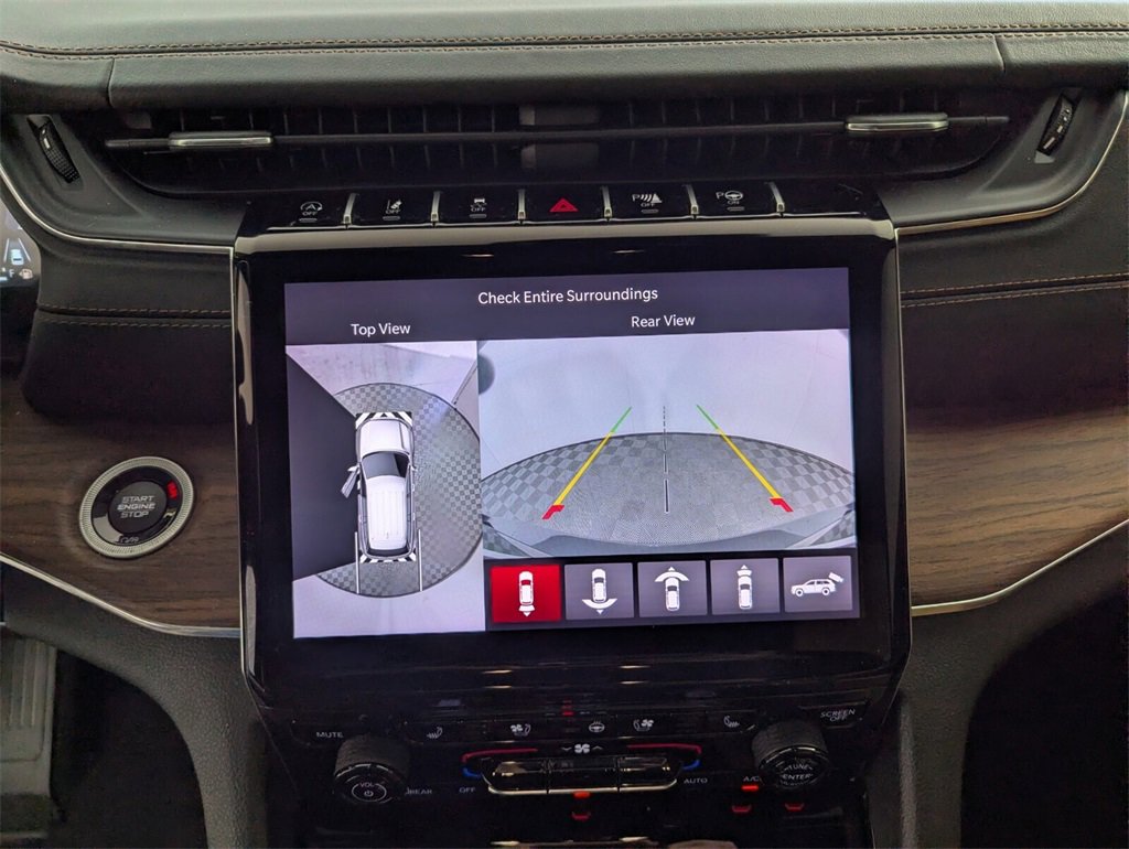 Certified 2024 Jeep Grand Cherokee L Summit w/ High Altitude Package image 27