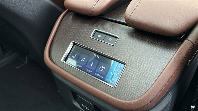 New 2025 Lincoln Navigator L Reserve image 12