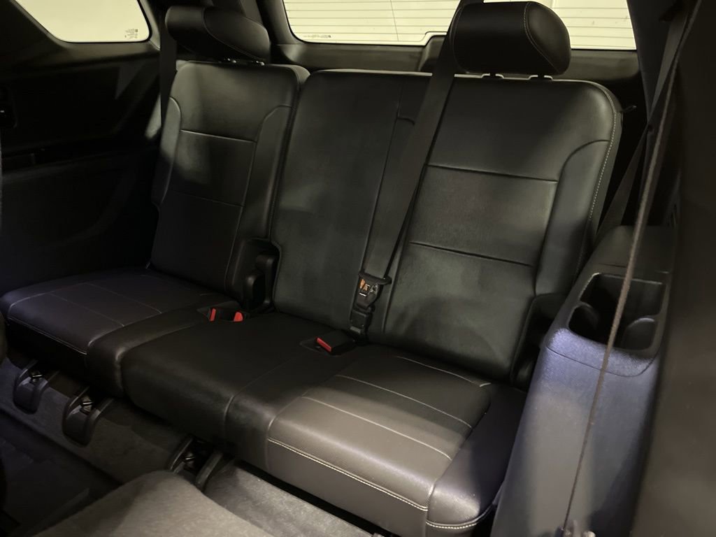 Certified 2022 Chevrolet Traverse Premier w/ Redline Edition image 29