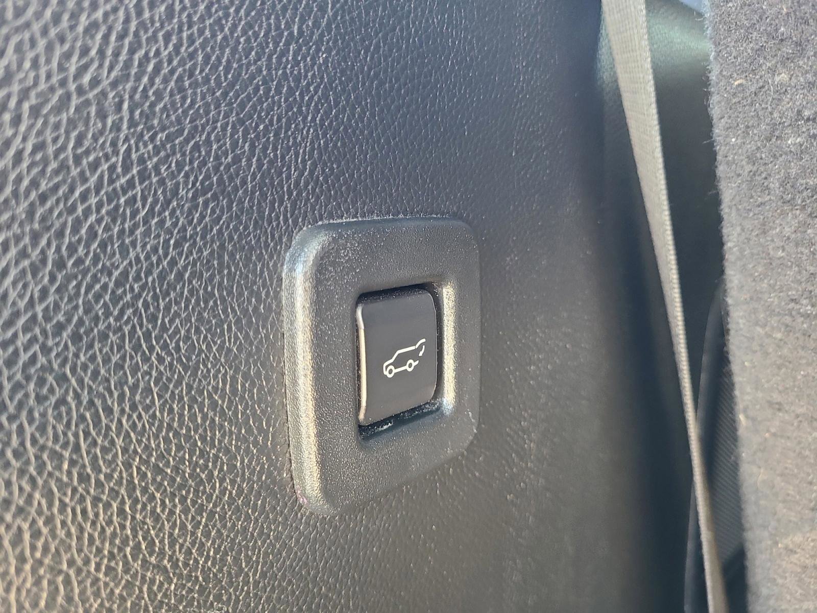 Used 2017 Ford Expedition Platinum image 21