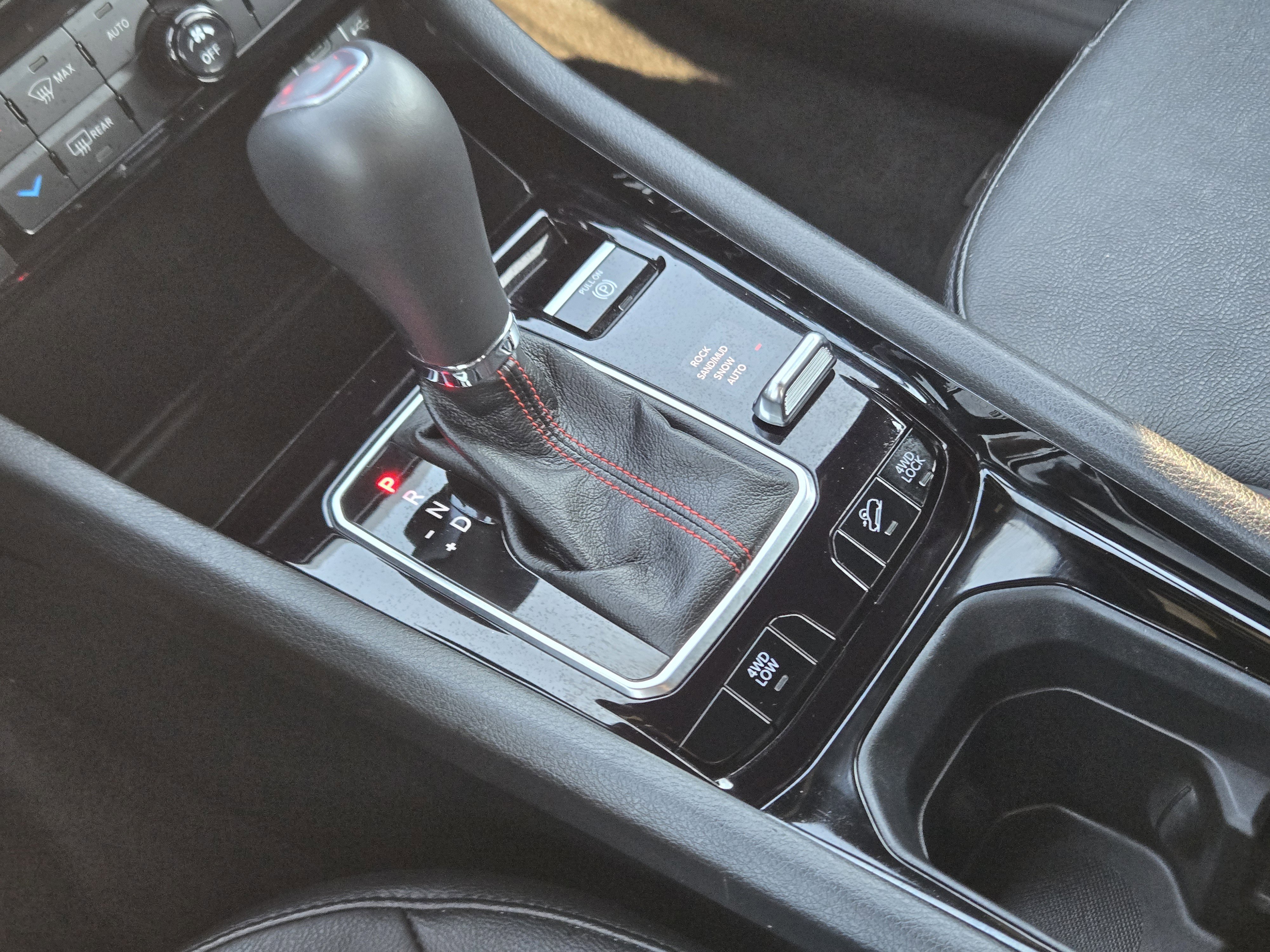 Used 2024 Jeep Compass Trailhawk image 21