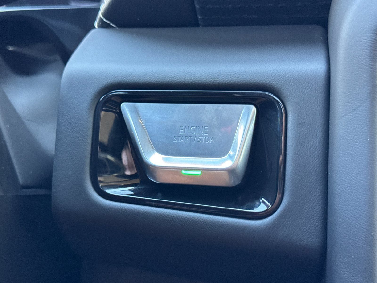 New 2026 GMC Yukon AT4 Ultimate AWD/4WD image 24
