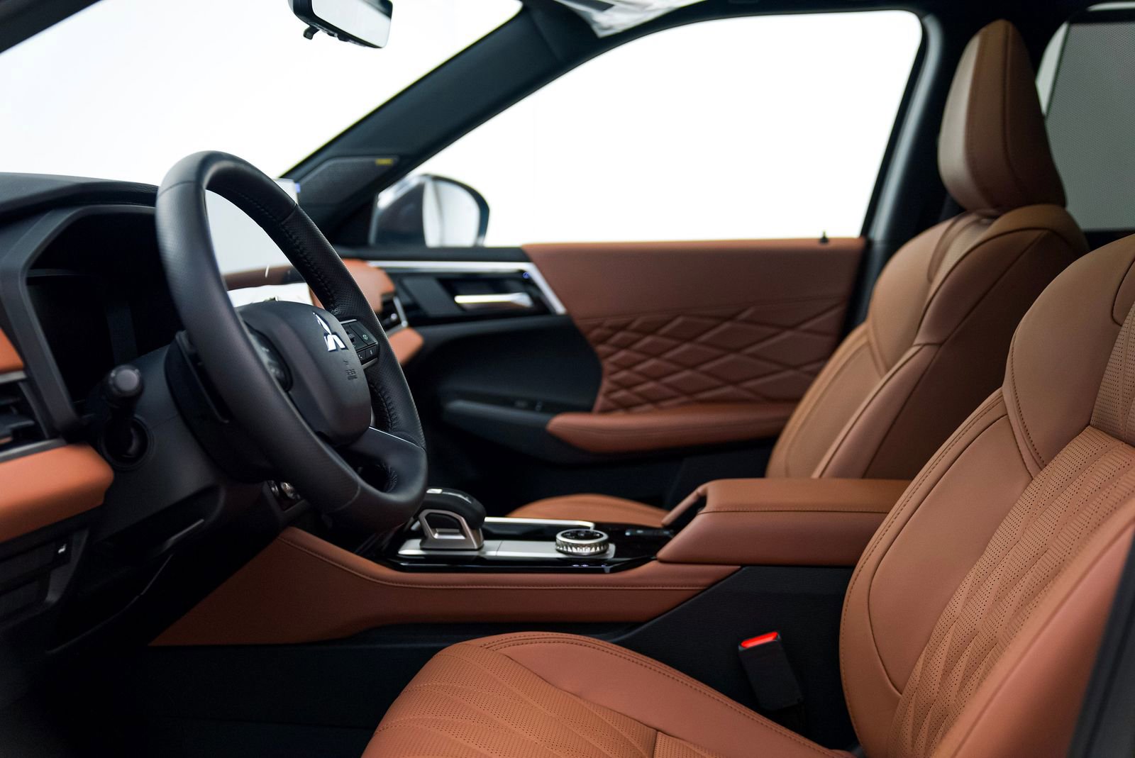 New 2026 Mitsubishi Outlander SEL image 10