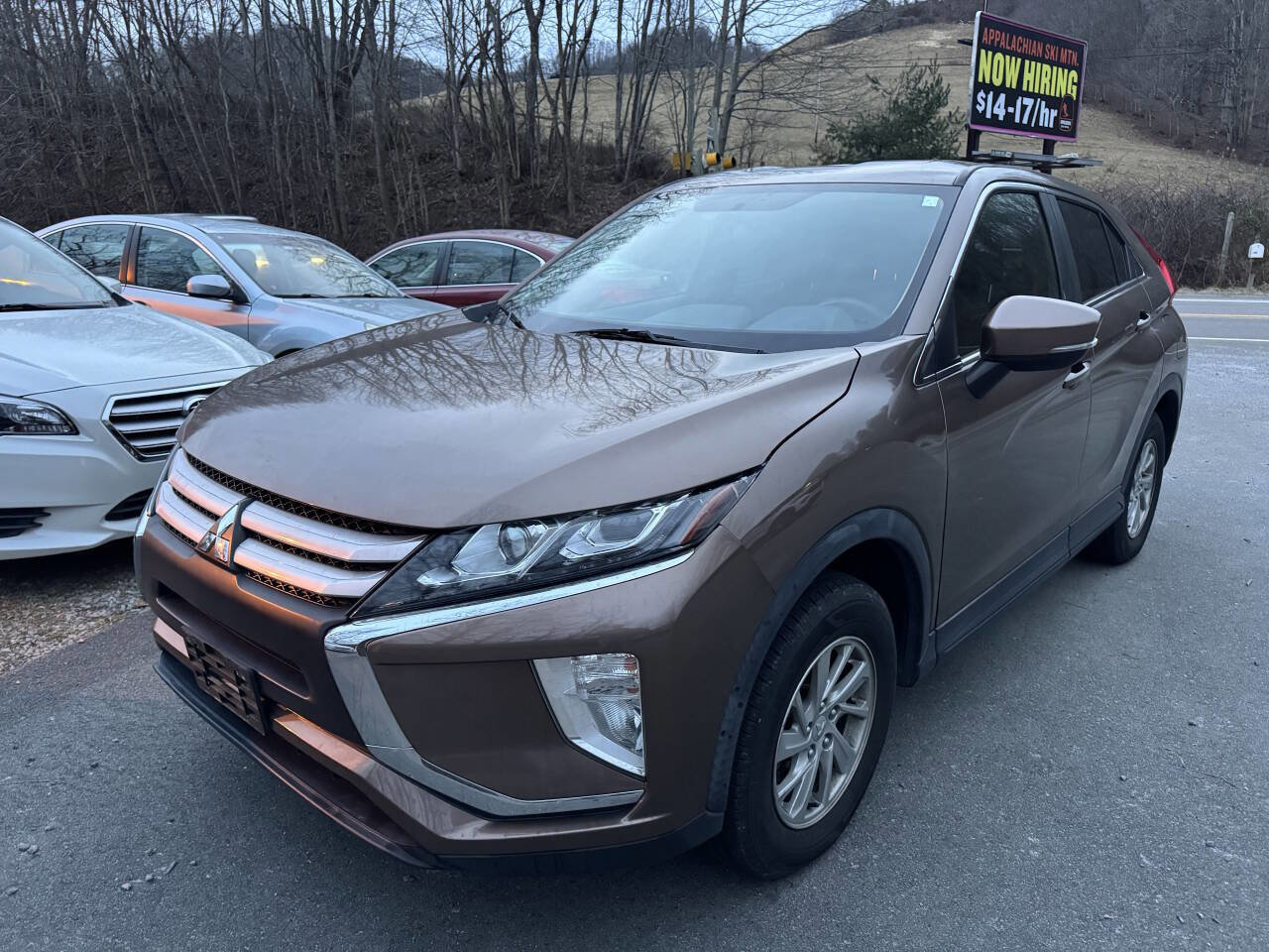 Used 2019 Mitsubishi Eclipse Cross ES image 1