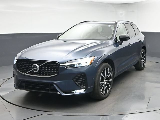 Used 2024 Volvo XC60 B5 Plus w/ Protection Package Premier AWD/4WD image 3