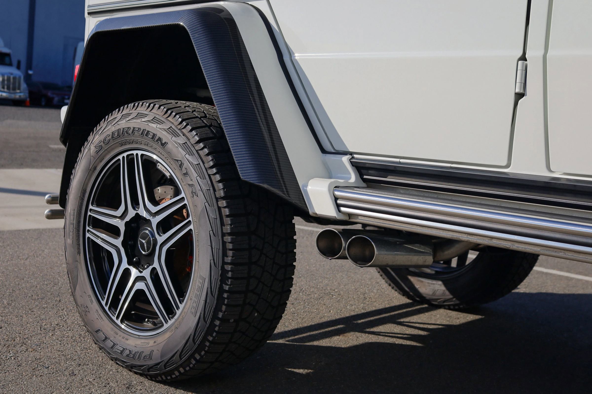 Used 2017 Mercedes-Benz G 550 Squared image 41