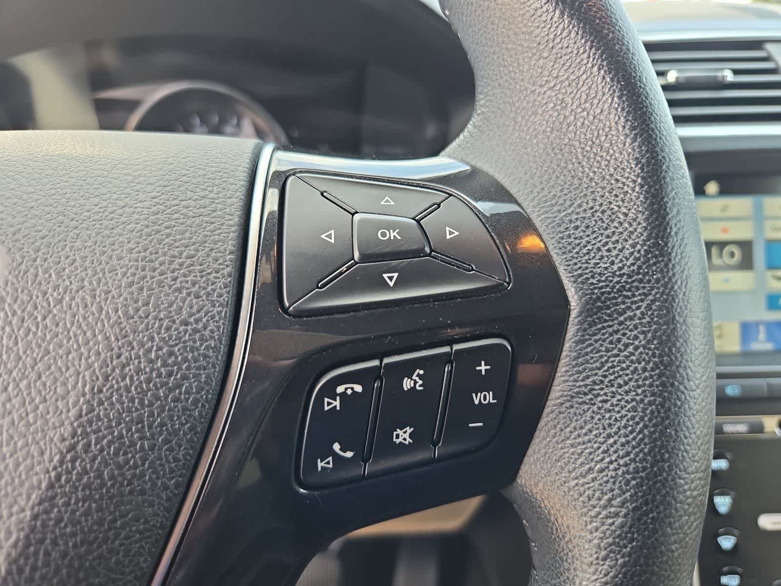 Used 2017 Ford Explorer Limited FWD image 25