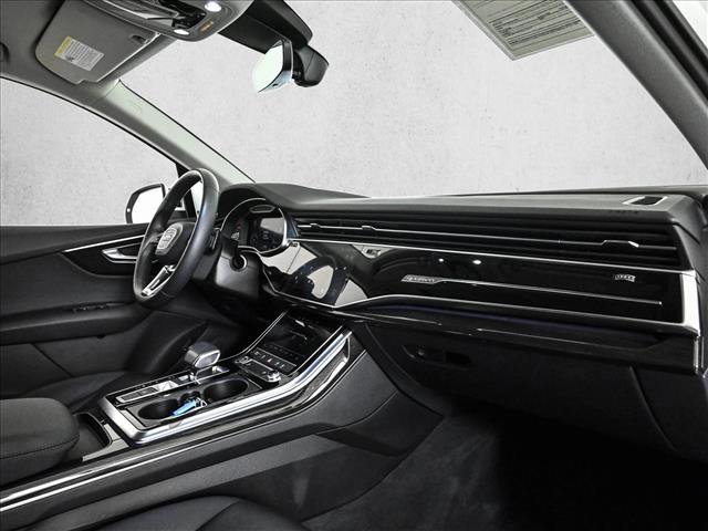 Used 2022 Audi Q7 3.0T Premium image 24